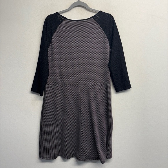 Maurices Raglan Lace Sleeve Mini Dress 1X Stripe Black White - Picture 2 of 7